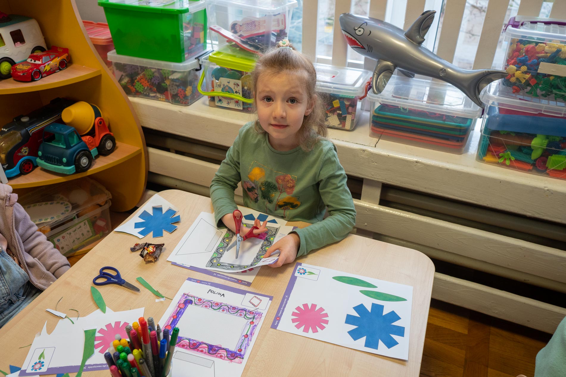 Przedszkole R De Ko Laurka I Kolorowy Kwiat Dla Kochanej Babci I